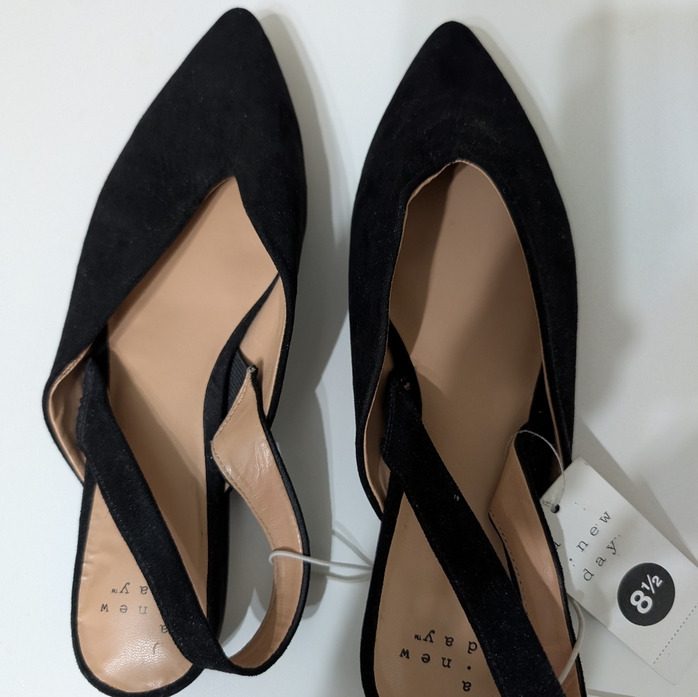 A New Day Black Slingback Flats – Size 8.5 – New with Tags